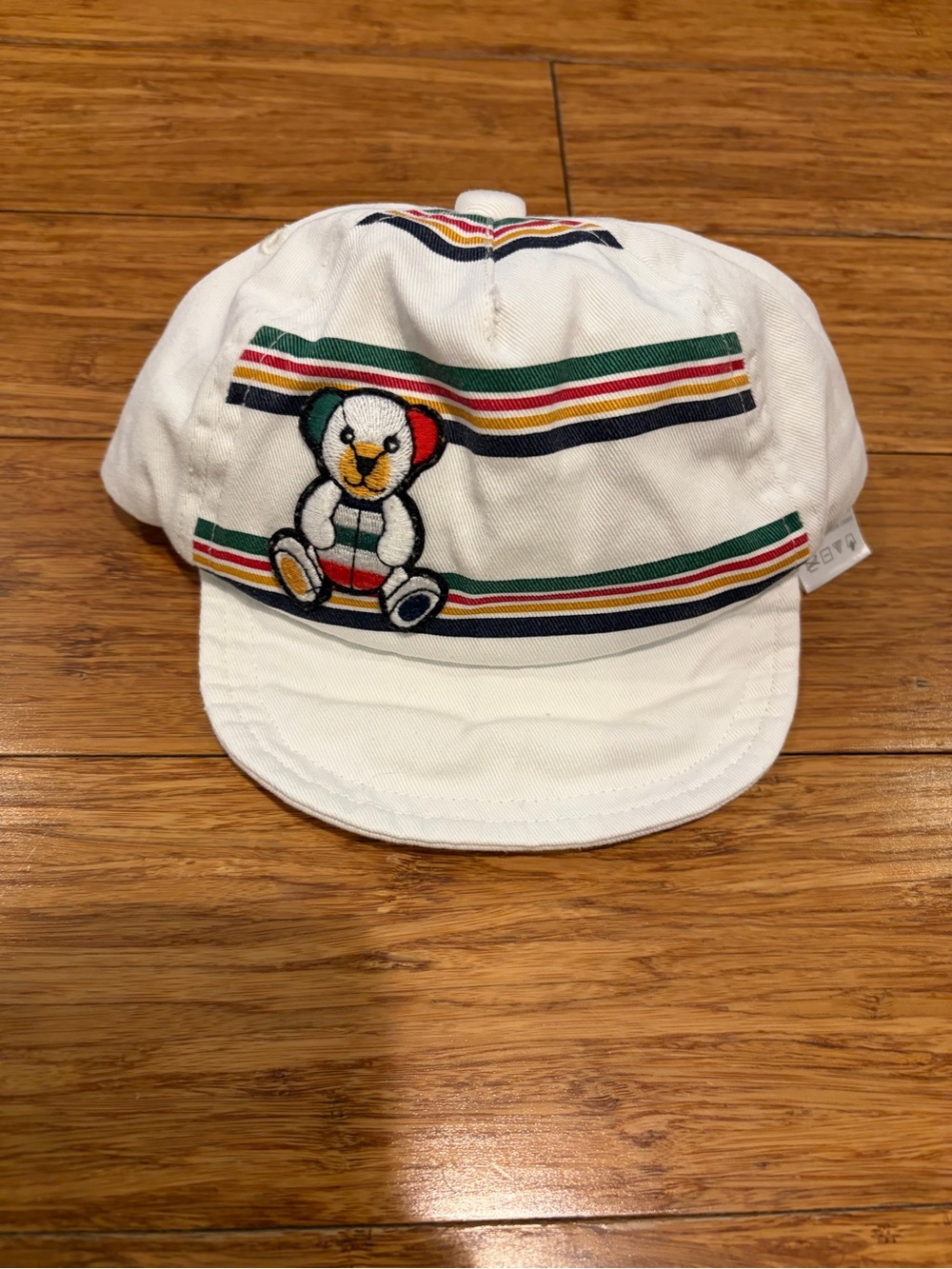 GUC Kids Bay Stripes Kids White Stripe Bear Embroidered Cap